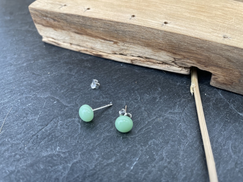 Puces d'Oreilles en Verre Vert D'Eau [0021]