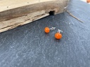Puces d'Oreilles en Verre Orange [0029]