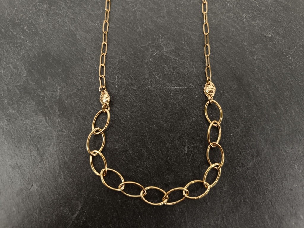 Collier doré court maille mixées