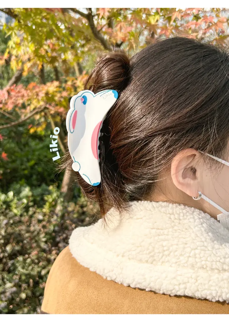 Pince à cheveux 'Moon Rabbit – Cream Candy White' – Likio