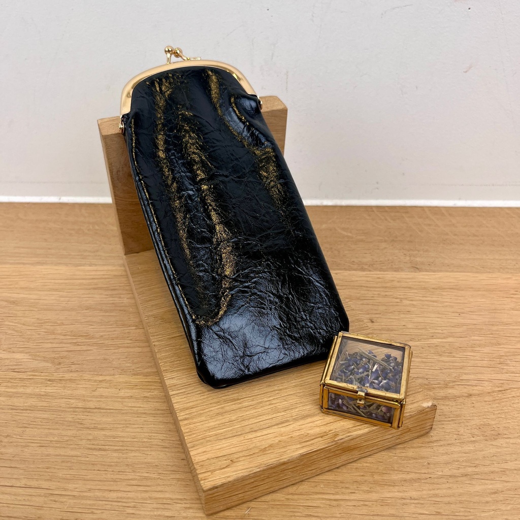 Pochette Noir - Crazy Lou