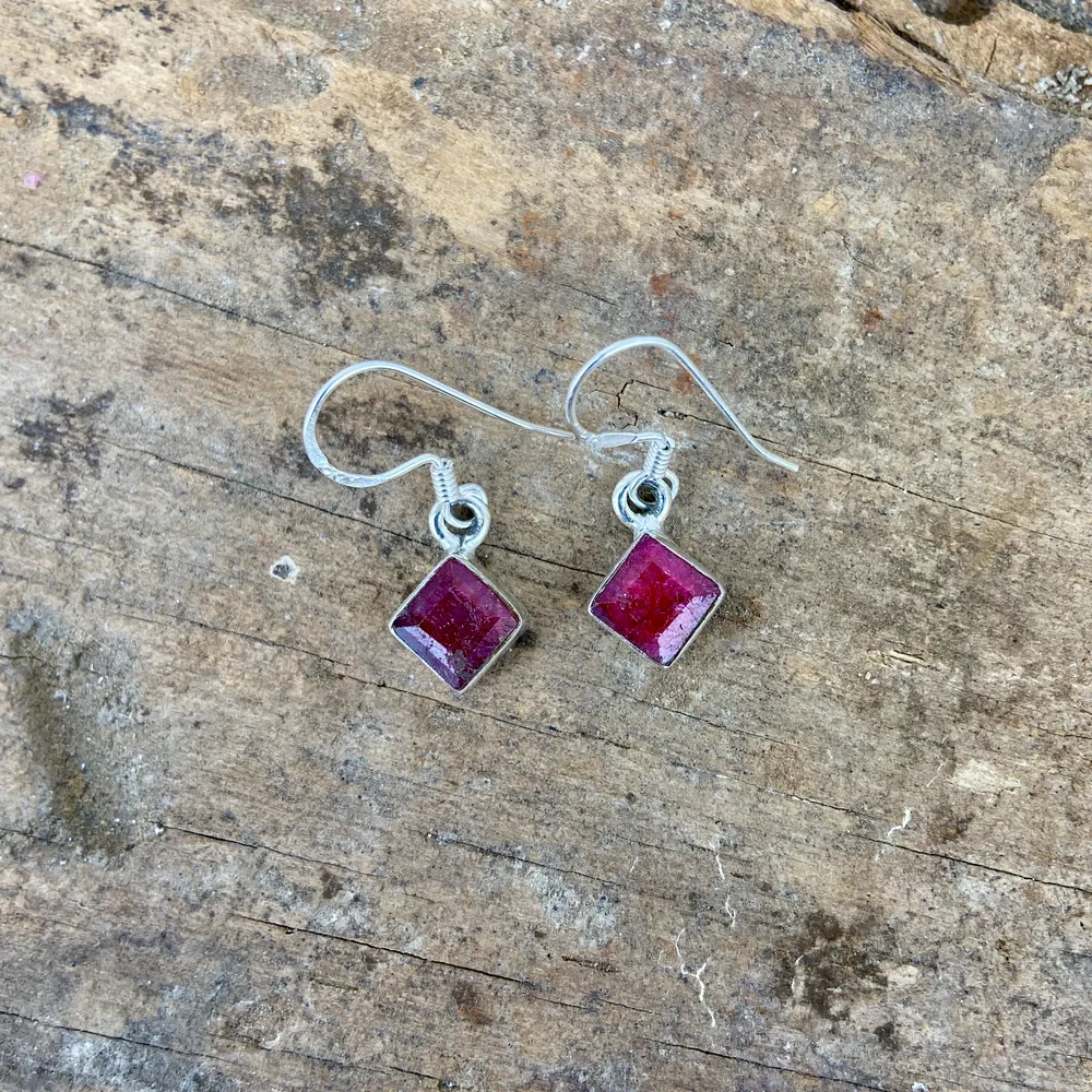 Boucles d'oreilles – Argent 925 – Rubis [2012]