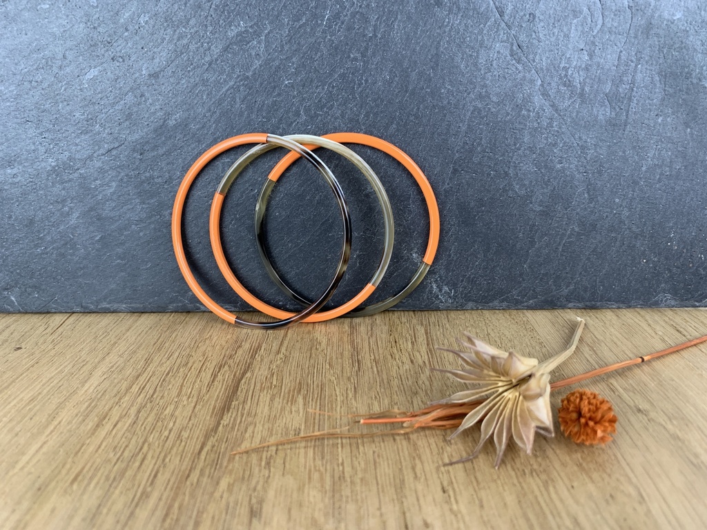[SOYA-0018-LQB81-MEDIUM] Jonc Medium Orange Corne De Buffle & Laque