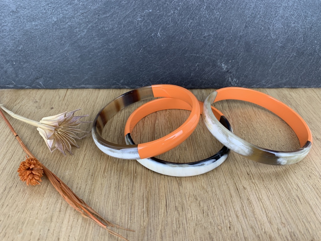 [SOYA-0031-LQB119-LARGE] Jonc Large Orange Corne De Buffle & Laque