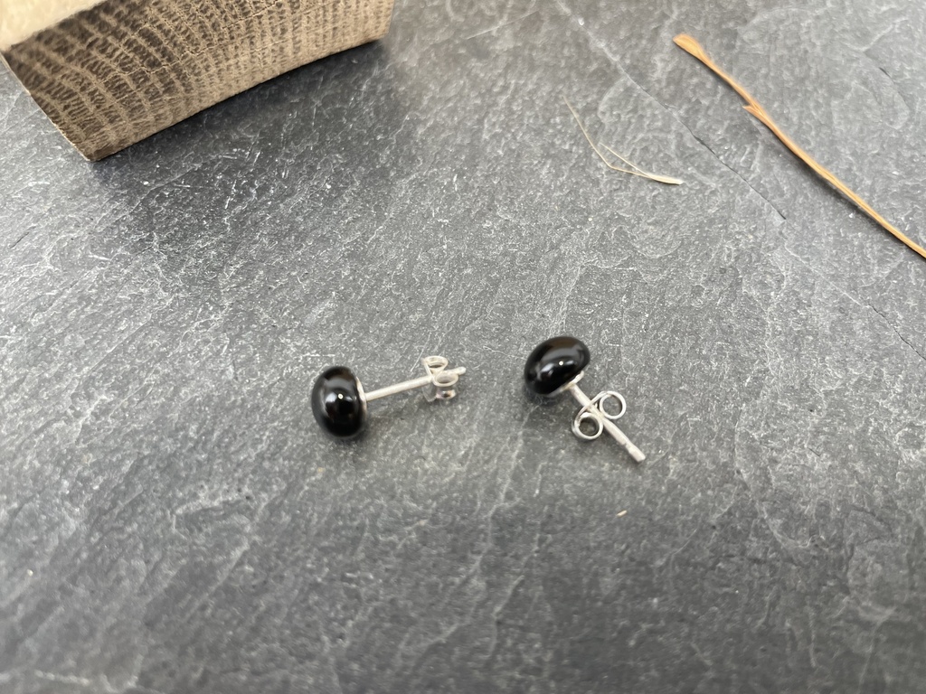 [Beira-0090-F-NOIR] Puces d'Oreilles en Verre Noir [0019]