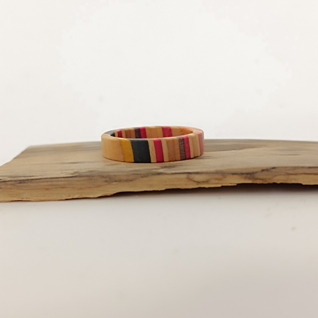 [7PLI-0067] Bague en Skateboard Recyclé - 7Plis