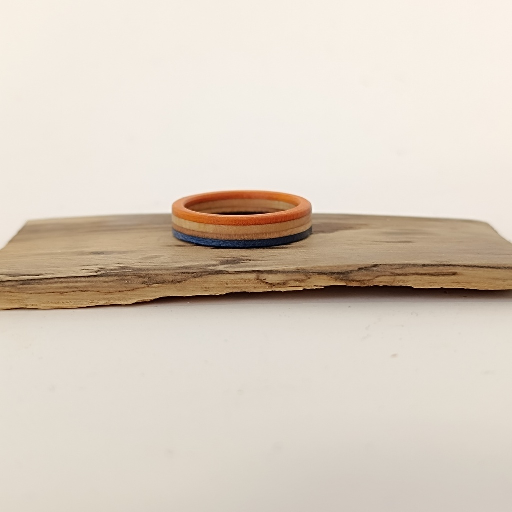 [7PLI-0069] Bague en Skateboard Recyclé [0069]