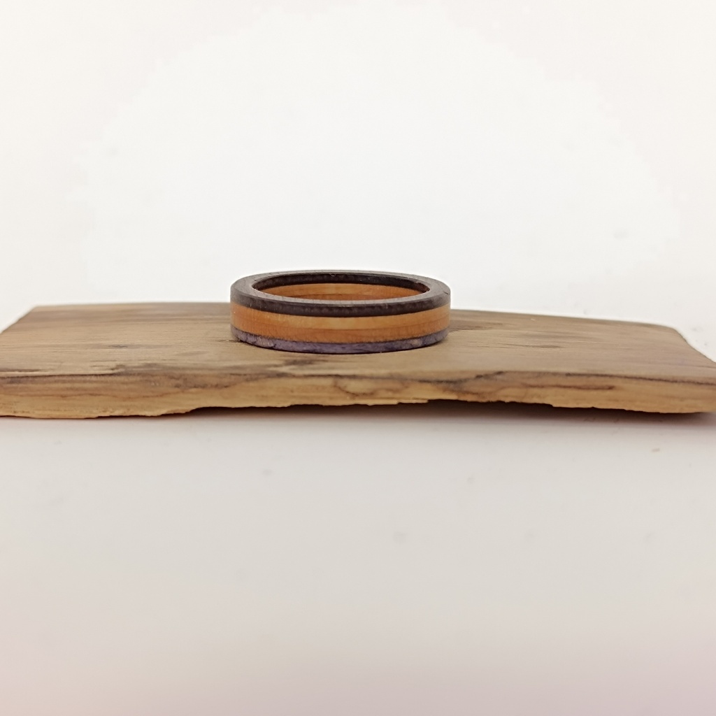 [7PLI-0085] Bague en Skateboard Recyclé [0085]