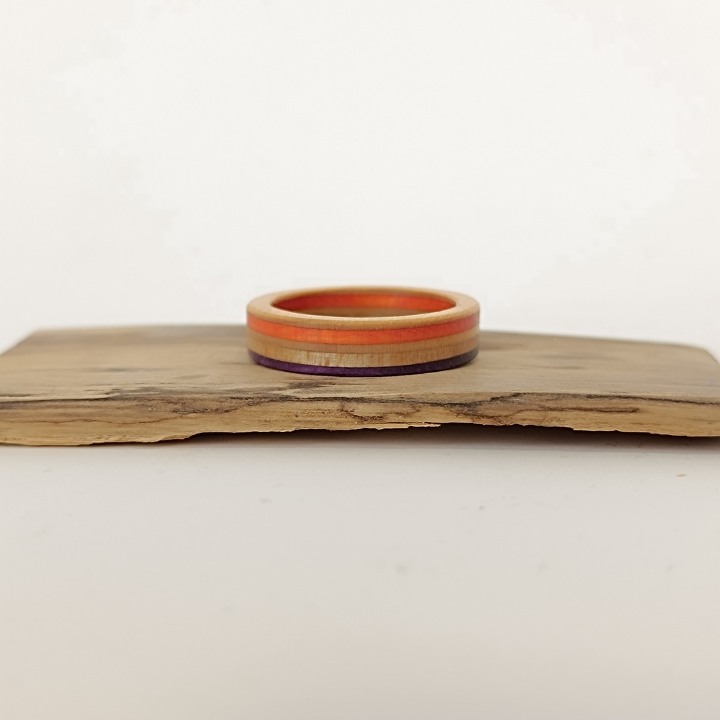 [7PLI-0089] Bague en Skateboard Recyclé [0089]