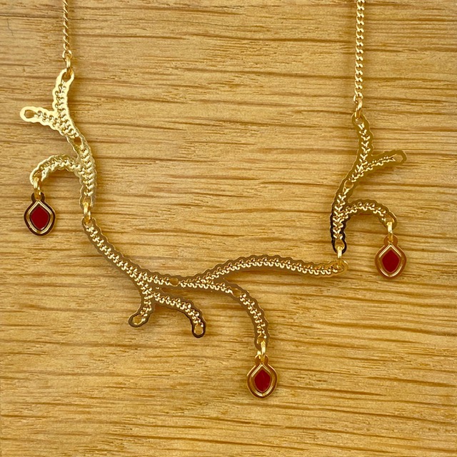 [BLAISE-Q1.2.2] Collier Court 'Polka - Ramure' - Amélie Blaise
