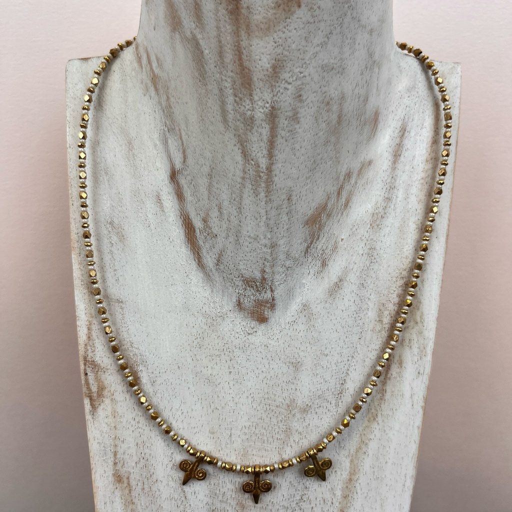 [NATA-CCE452] Collier 'Lys' Blanche - Laiton Doré & Nacre - Nataraj