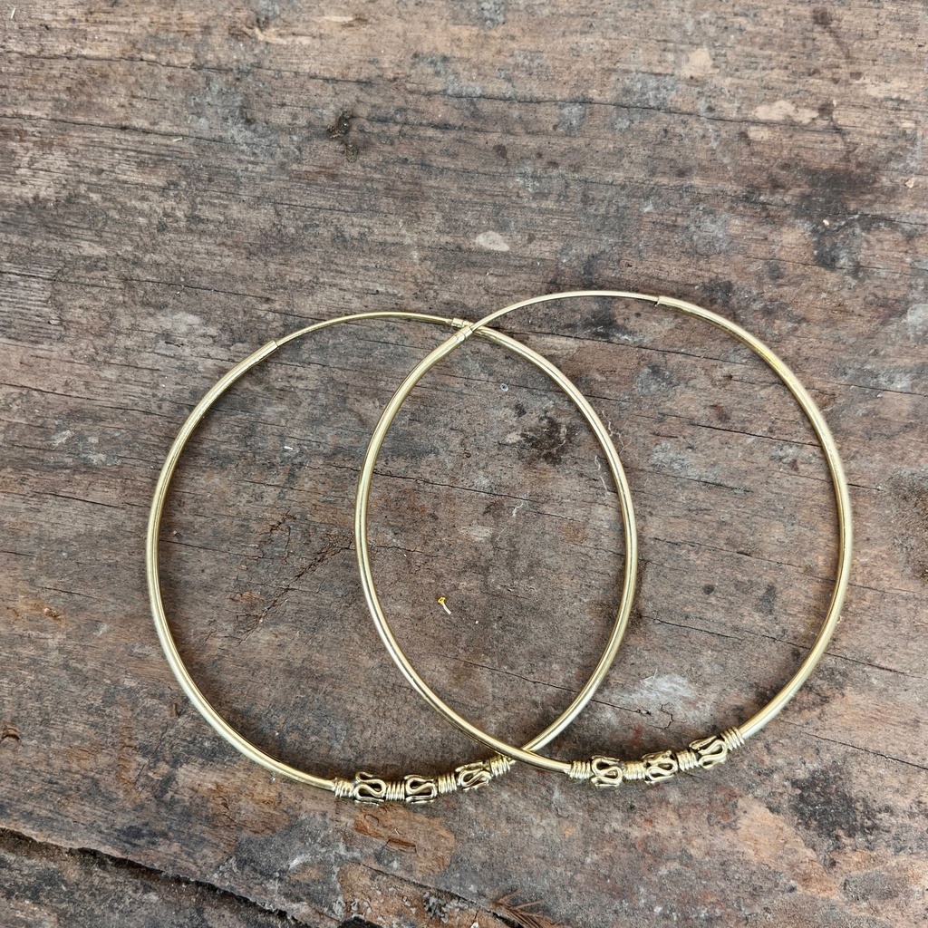 [NATA-ECE202] Boucles d'oreilles créoles 'Sandhu' - Laiton Doré - Nataraj