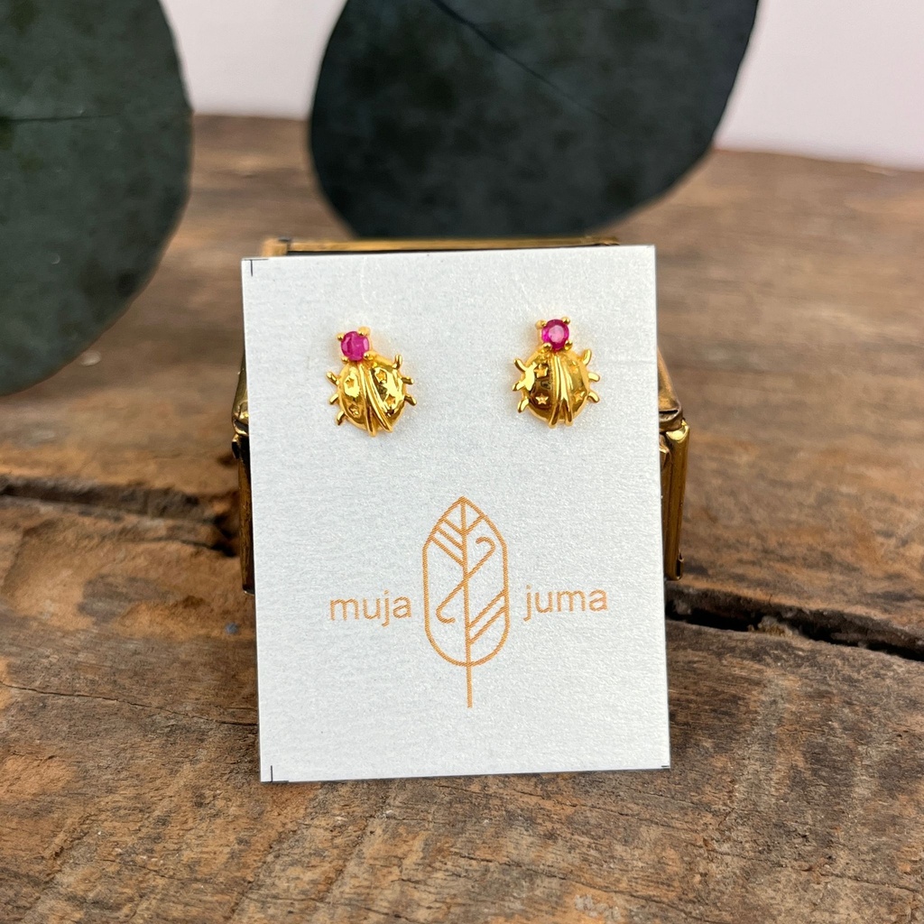 [MUJA-10793-GB-14] Boucles d'oreilles 'Coccinelle' - Plaqué Or - Rubis - Muja Juma