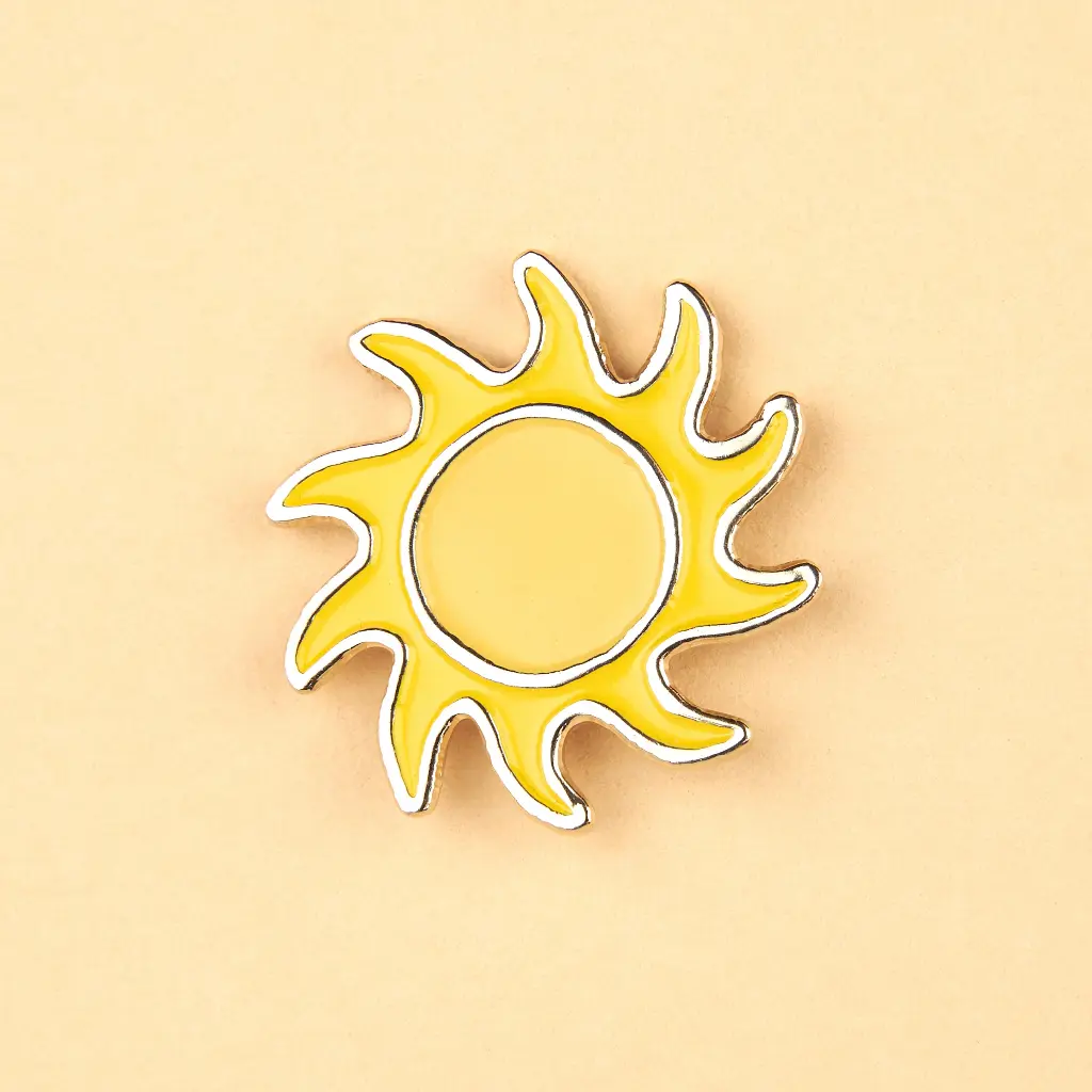 [COU-PINSSOLEIL] Pin's 'Soleil' – Coucou Suzette