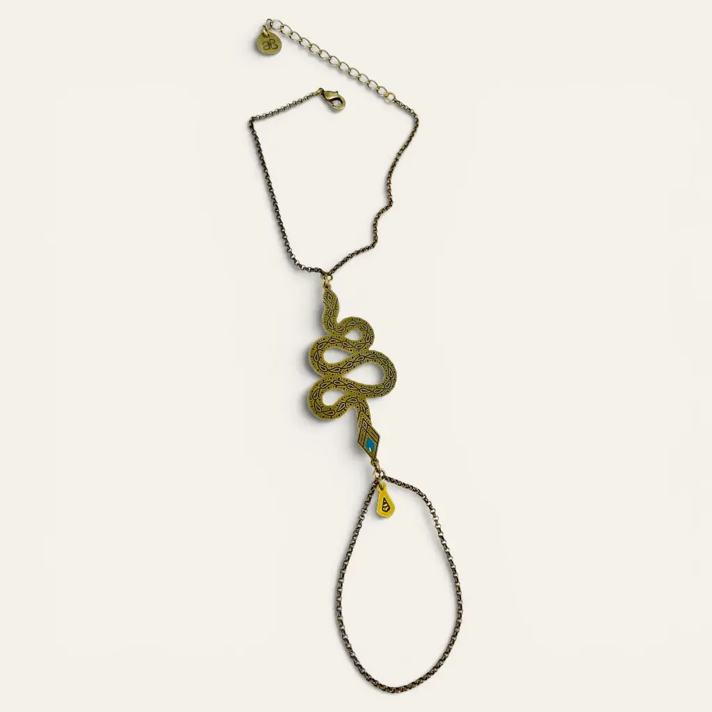 [BLAISE-CLE/BR4] Bracelet de main 'Le Mystère de Cléopâtre' – Amélie Blaise